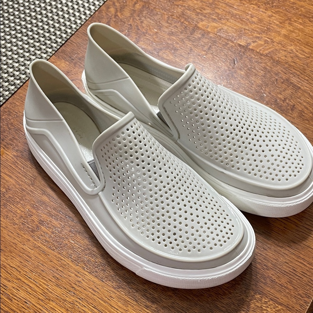 Women’s Crocs